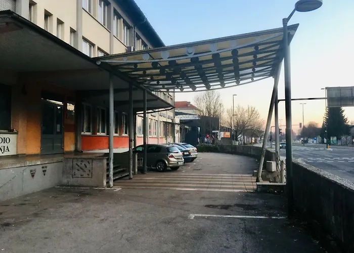 Cozy, Bright And Affordable Single - Free Parking Laibach